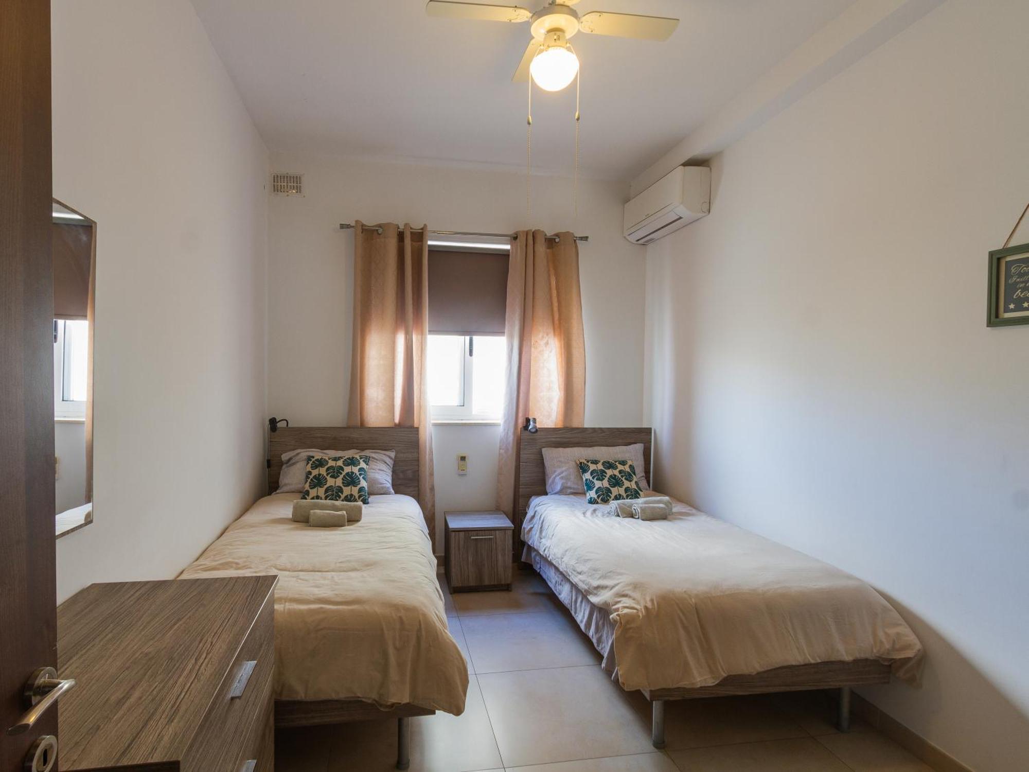 Modern & Central 2 Bedroom & 2 Bathrooms Apartment Msida Exterior foto